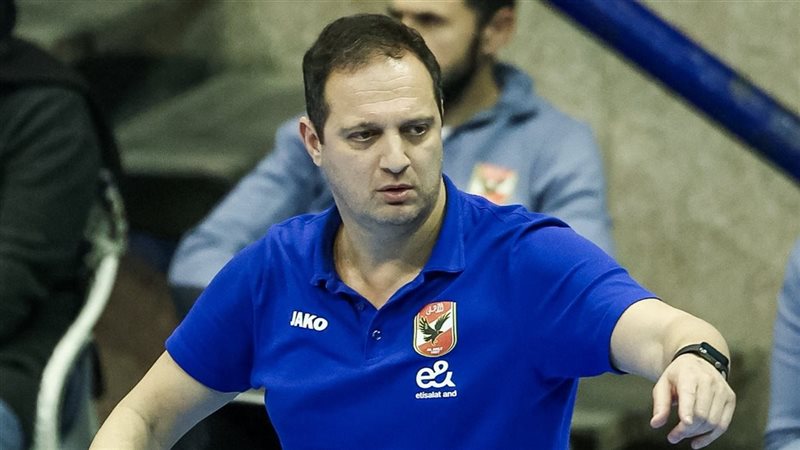 إيقاف مدرب الأهلي لكرة السلة مباراتين وغرامة 150 ألف جنيه